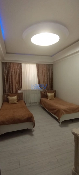 Satış 2 otaqlı Yeni Tikili bina evi  70m², Bakı