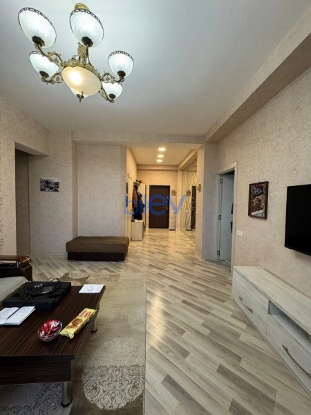 Satış 3 otaqlı Yeni Tikili bina evi  80m², Bakı