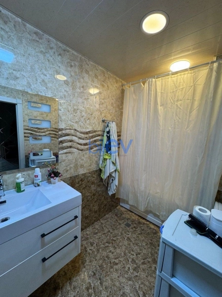 Satış 3 otaqlı Yeni Tikili bina evi  80m², Bakı