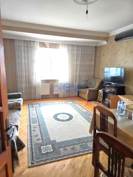 Aylıq Kirayə 2 otaqlı Yeni Tikili bina evi  82m², Bakı