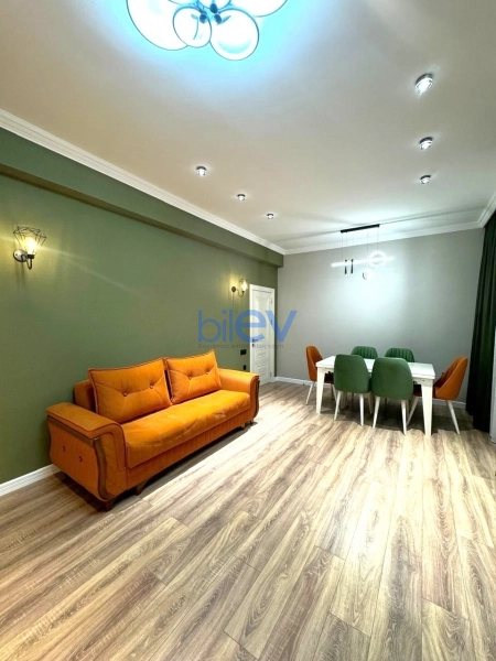 Aylıq Kirayə 2 otaqlı Yeni Tikili bina evi  70m², Bakı