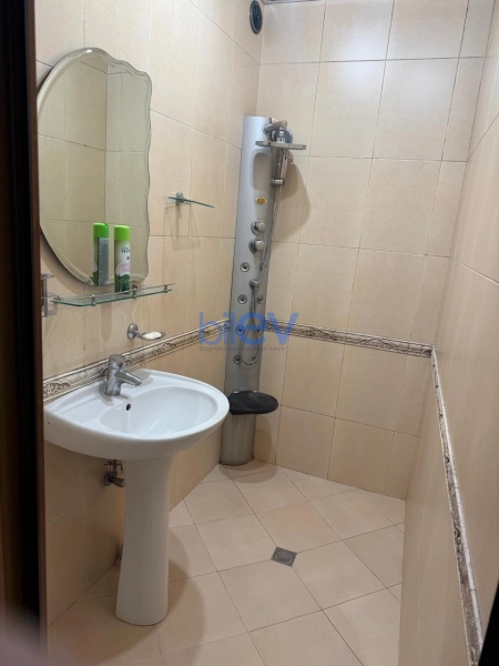 Aylıq Kirayə 2 otaqlı Köhnə Tikili bina evi  60m², Bakı
