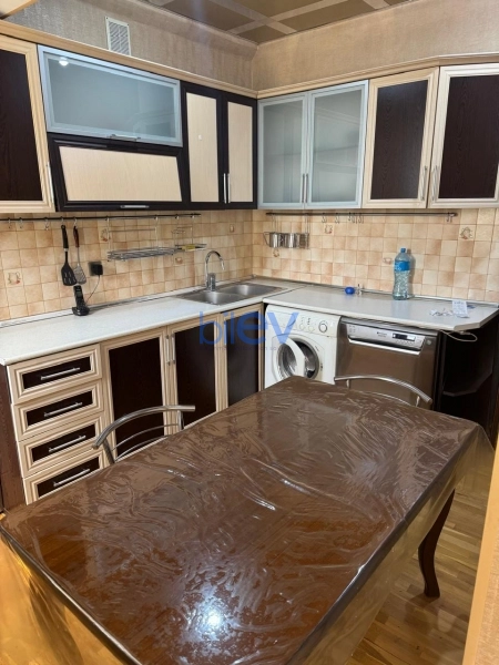 Aylıq Kirayə 2 otaqlı Köhnə Tikili bina evi  60m², Bakı