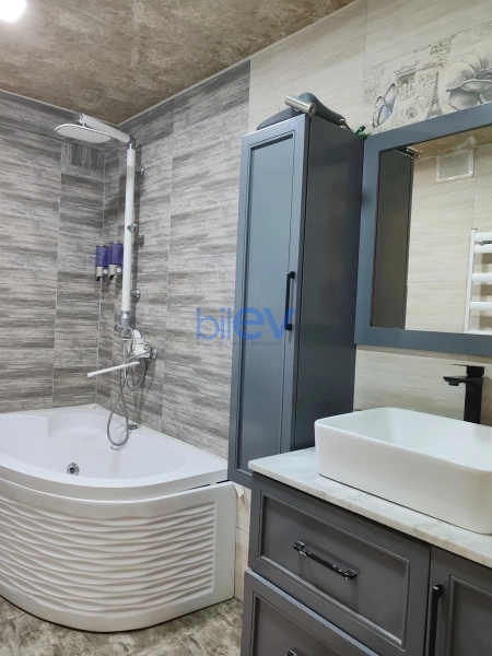 Satış 3 otaqlı Yeni Tikili bina evi  98m², Bakı
