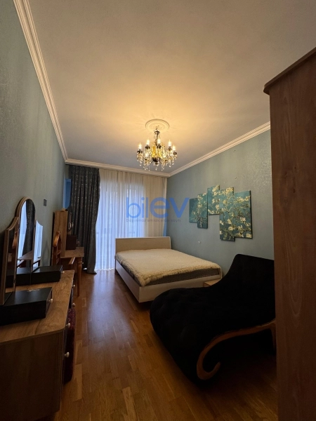 Satış 3 otaqlı Yeni Tikili bina evi  153m², Bakı