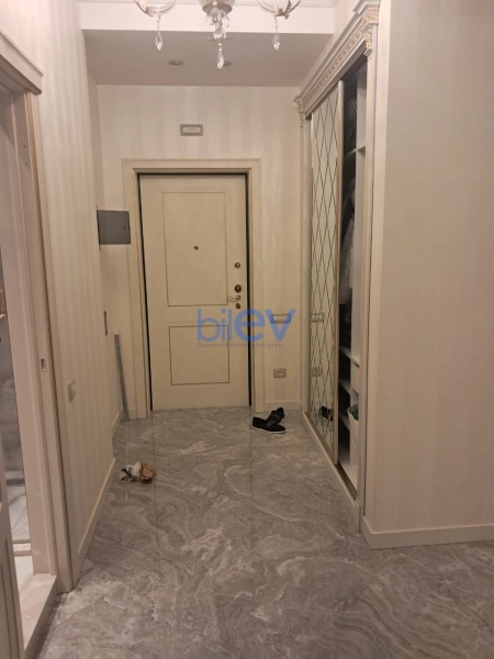 Aylıq Kirayə 2 otaqlı Yeni Tikili bina evi  80m², Bakı