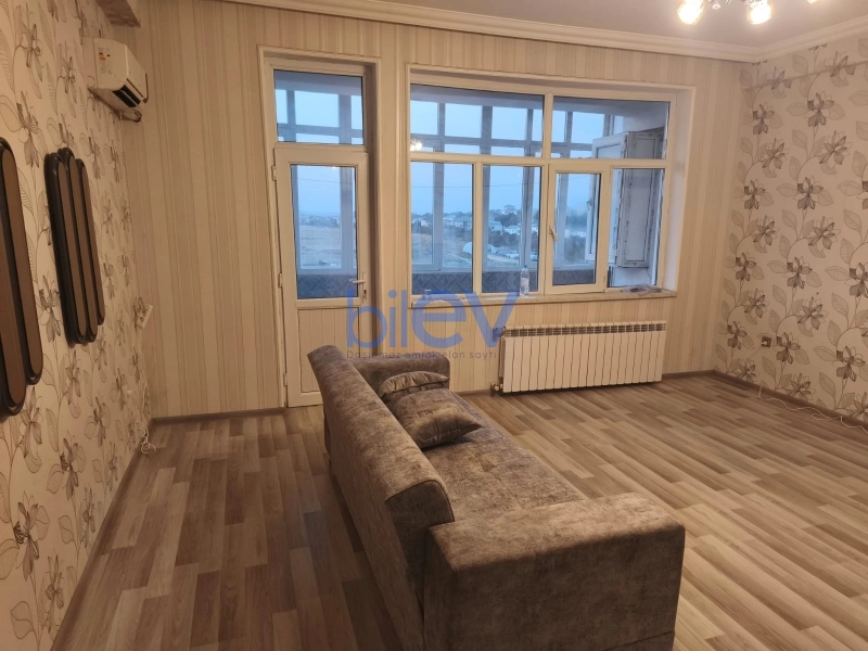 Satış 4 otaqlı Köhnə Tikili bina evi  126m², Bakı