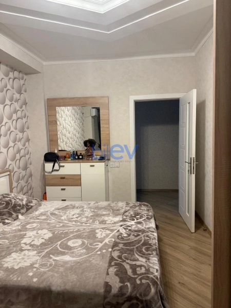 Satış 2 otaqlı Yeni Tikili bina evi  100m², Bakı