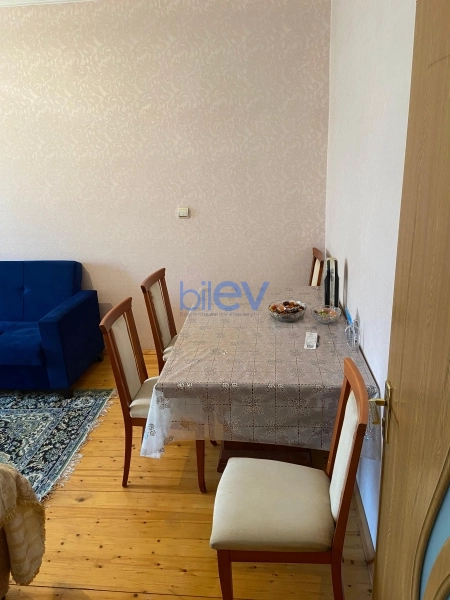 Satış 2 otaqlı Köhnə Tikili bina evi  55m², Bakı
