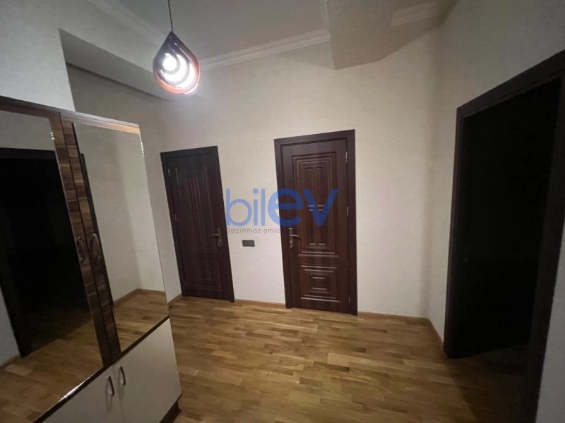 Aylıq Kirayə 3 otaqlı Yeni Tikili bina evi  100m², Bakı