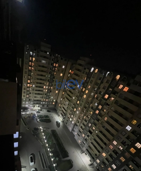 Aylıq Kirayə 3 otaqlı Yeni Tikili bina evi  100m², Bakı