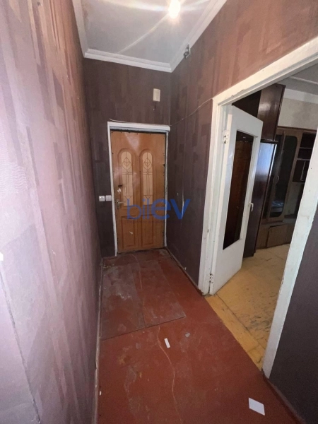 Satış 1 otaqlı Köhnə Tikili bina evi  40m², Bakı