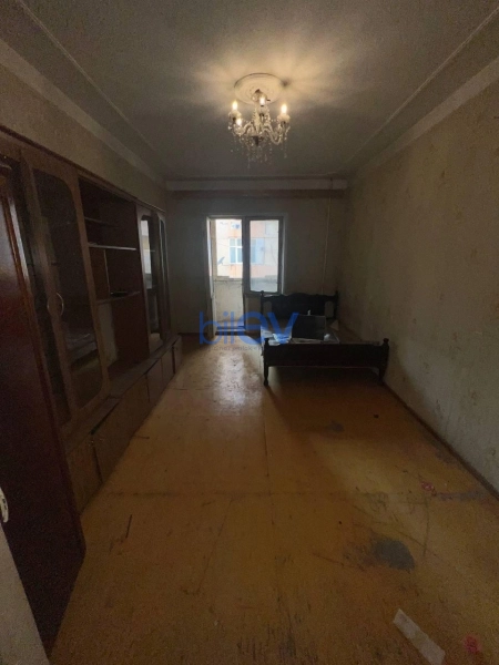 Satış 1 otaqlı Köhnə Tikili bina evi  40m², Bakı