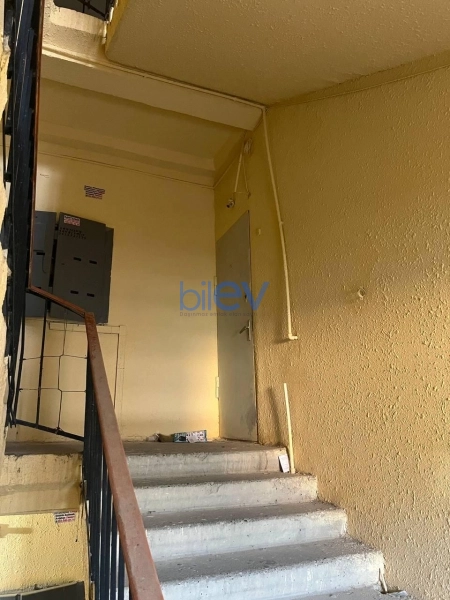 Satış 1 otaqlı Köhnə Tikili bina evi  40m², Bakı