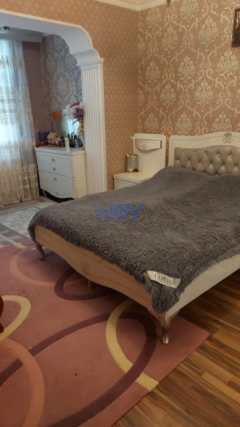 Satış 2 otaqlı Köhnə Tikili bina evi  55m², Bakı
