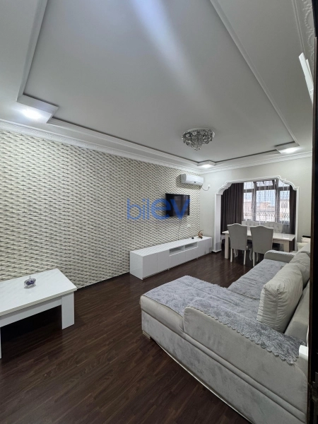 Satış 2 otaqlı Köhnə Tikili bina evi  60m², Bakı