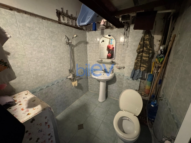 Satış 2 otaqlı Köhnə Tikili bina evi  45m², Bakı