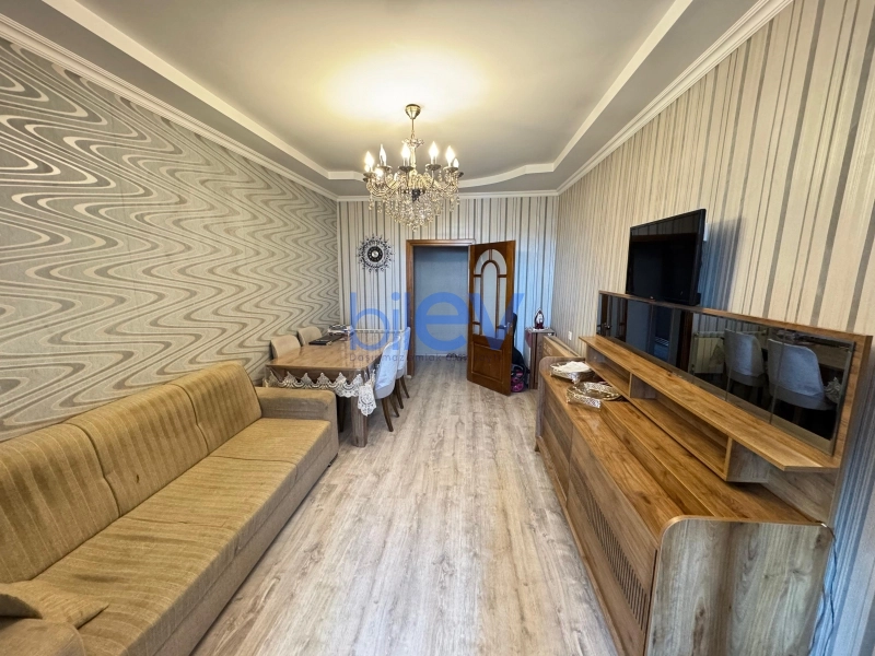Satış 2 otaqlı Köhnə Tikili bina evi  45m², Bakı