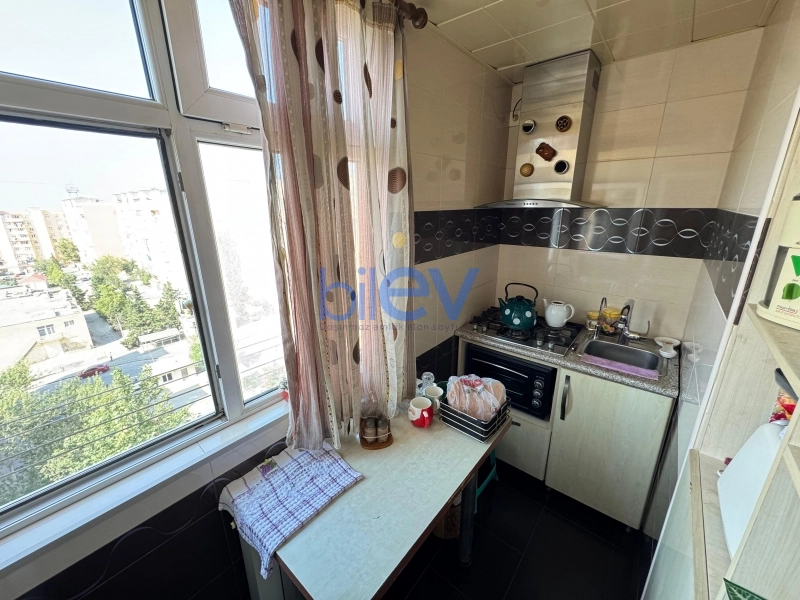 Satış 2 otaqlı Köhnə Tikili bina evi  45m², Bakı
