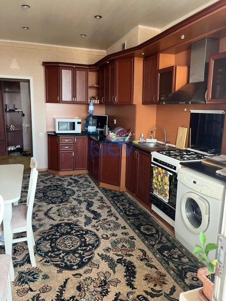 Aylıq Kirayə 2 otaqlı Yeni Tikili bina evi  80m², Bakı