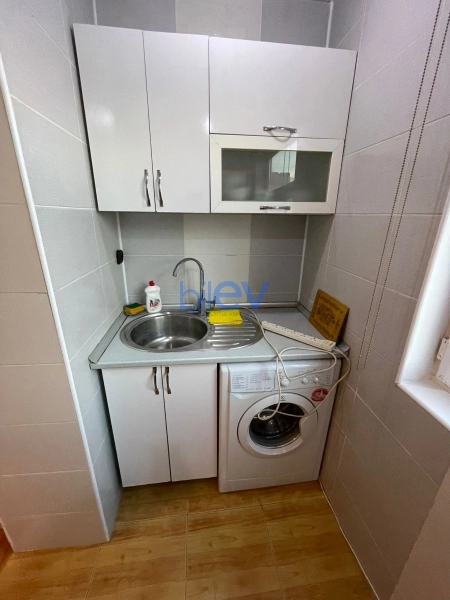 Satış 3 otaqlı Köhnə Tikili bina evi  85m², Bakı