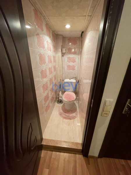 Satış 3 otaqlı Köhnə Tikili bina evi  85m², Bakı