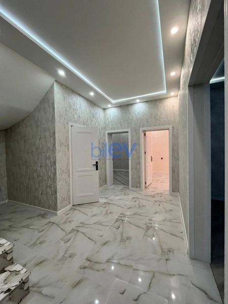 Satış 5 otaqlı Həyət evi  2m², Bakı
