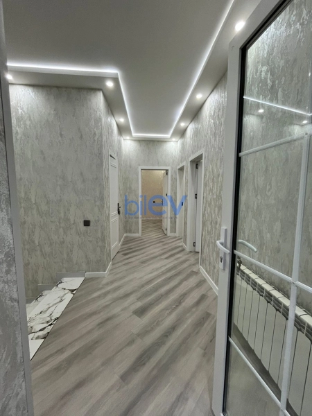 Satış 5 otaqlı Həyət evi  2m², Bakı