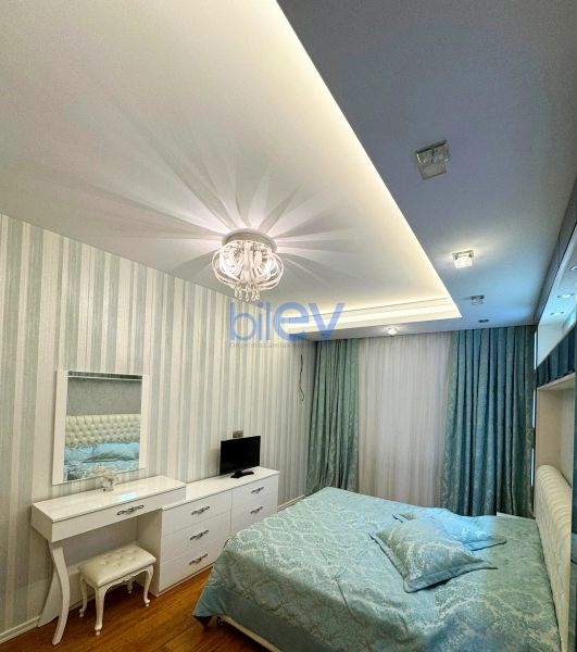 Satış 3 otaqlı Yeni Tikili bina evi  137m², Bakı