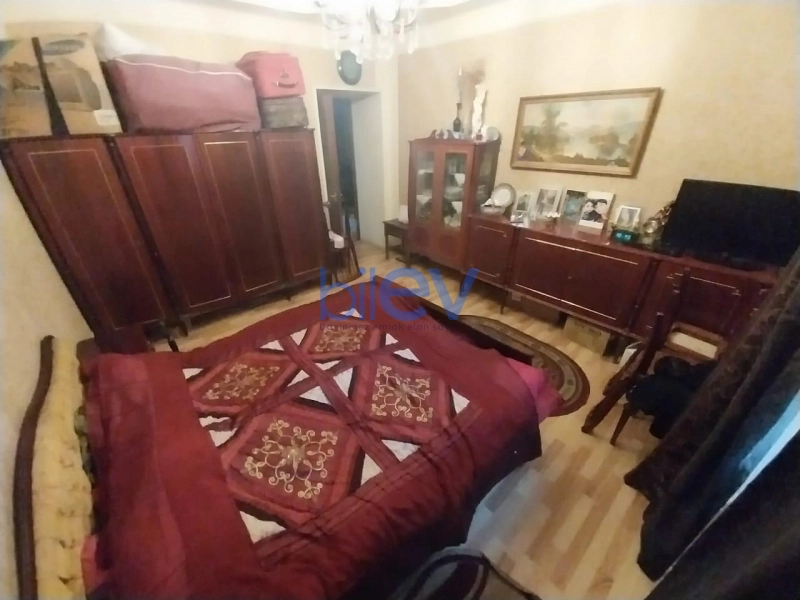 Satış 3 otaqlı Köhnə Tikili bina evi  63m², Bakı