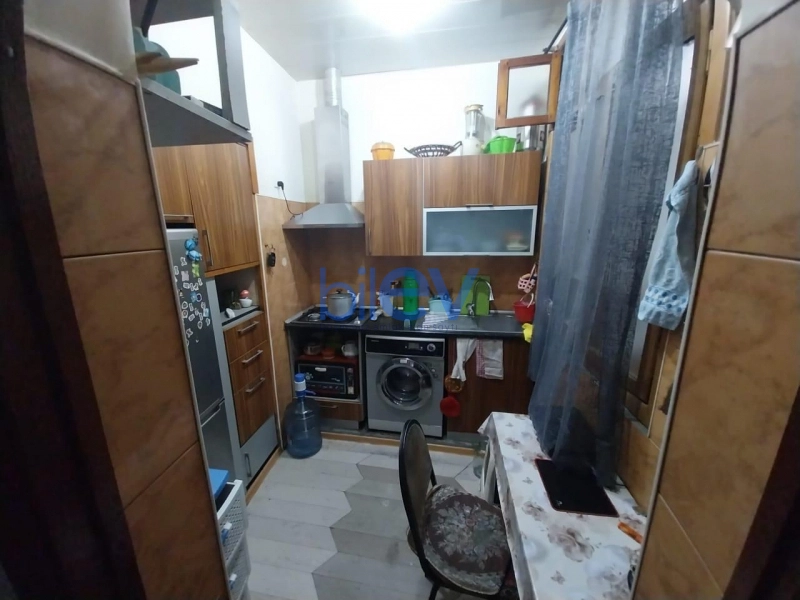 Satış 3 otaqlı Köhnə Tikili bina evi  63m², Bakı