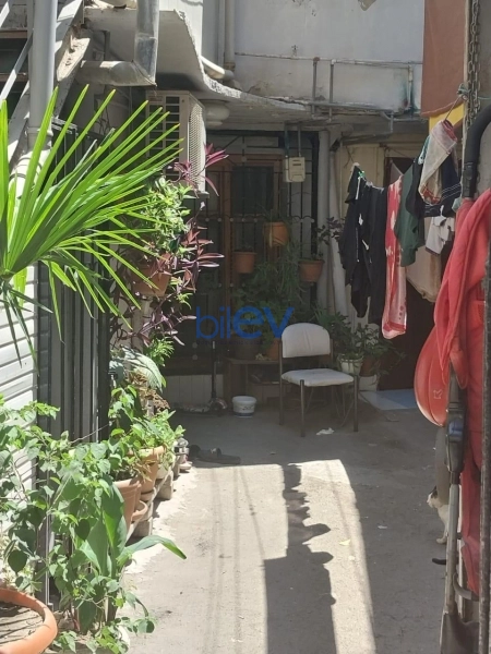 Satış 3 otaqlı Köhnə Tikili bina evi  63m², Bakı