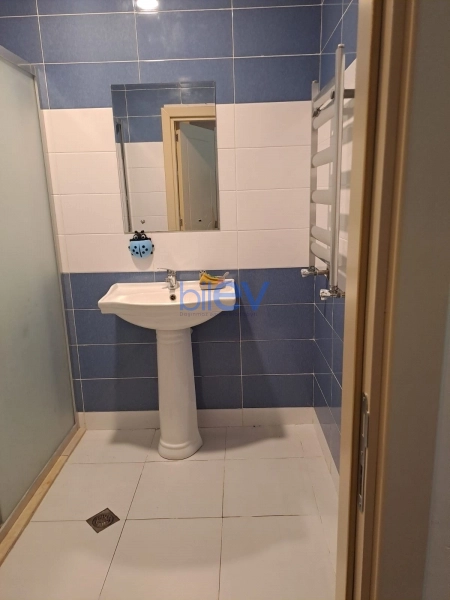 Aylıq Kirayə 2 otaqlı Yeni Tikili bina evi  76m², Bakı