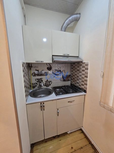 Aylıq Kirayə 2 otaqlı Köhnə Tikili bina evi  35m², Bakı