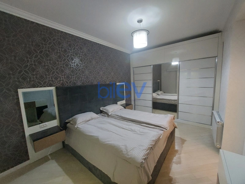 Aylıq Kirayə 3 otaqlı Yeni Tikili bina evi  79m², Bakı