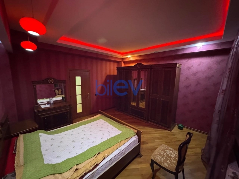 Aylıq Kirayə 3 otaqlı Yeni Tikili bina evi  100.00m², Bakı