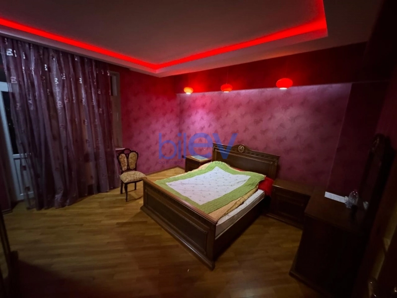 Aylıq Kirayə 3 otaqlı Yeni Tikili bina evi  100.00m², Bakı