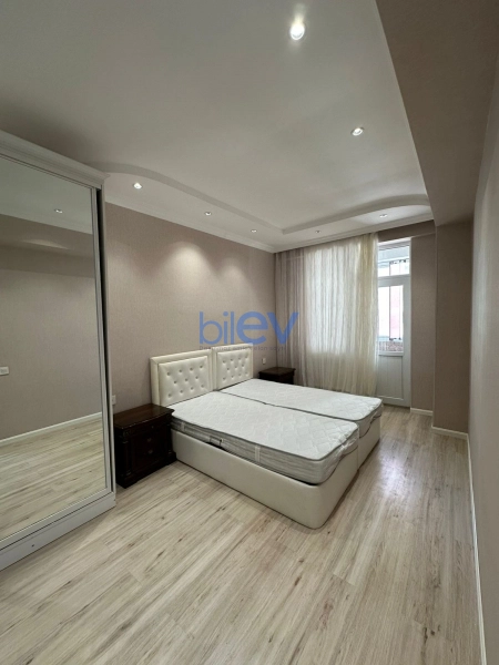 Aylıq Kirayə 2 otaqlı Yeni Tikili bina evi  65m², Bakı