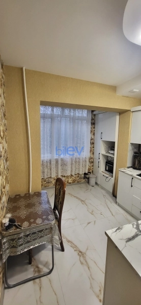 Aylıq Kirayə 3 otaqlı Köhnə Tikili bina evi  100m², Bakı