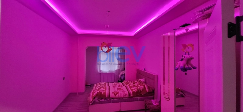 Aylıq Kirayə 3 otaqlı Köhnə Tikili bina evi  100m², Bakı