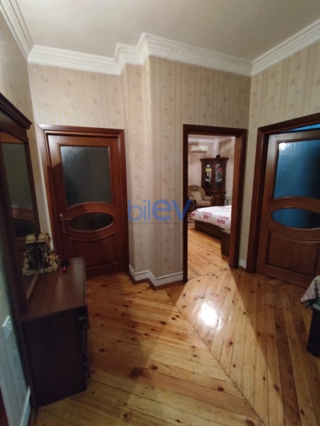 Aylıq Kirayə 2 otaqlı Yeni Tikili bina evi  85m², Bakı