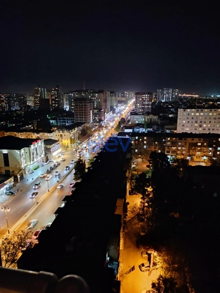Aylıq Kirayə 2 otaqlı Yeni Tikili bina evi  85m², Bakı