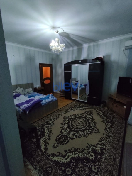 Aylıq Kirayə 2 otaqlı Yeni Tikili bina evi  85m², Bakı
