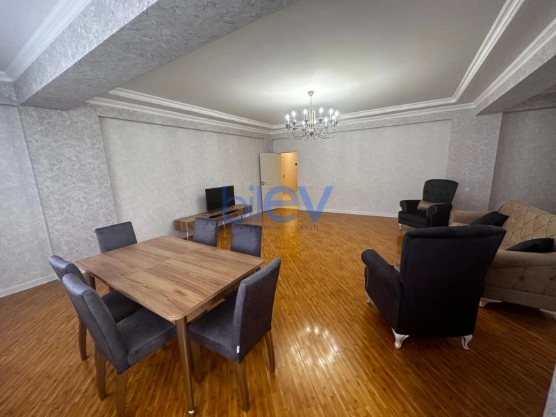 Aylıq Kirayə 3 otaqlı Yeni Tikili bina evi  112m², Bakı