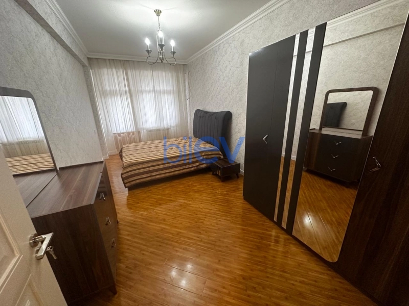 Aylıq Kirayə 3 otaqlı Yeni Tikili bina evi  112m², Bakı