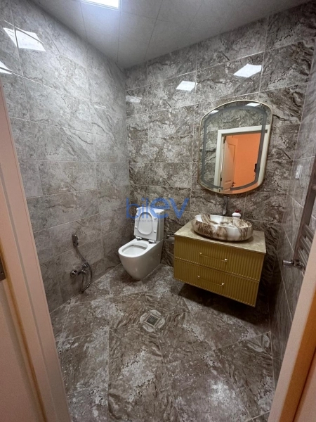 Aylıq Kirayə 3 otaqlı Yeni Tikili bina evi  112m², Bakı