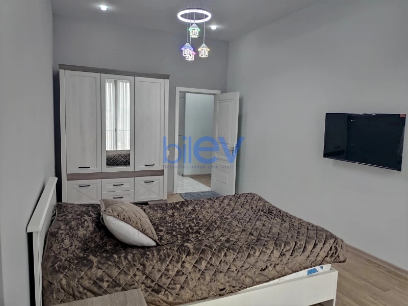 Aylıq Kirayə 4 otaqlı Yeni Tikili bina evi  160m², Bakı