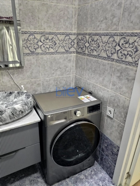 Aylıq Kirayə 4 otaqlı Yeni Tikili bina evi  160m², Bakı