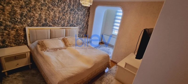 Satış 5 otaqlı Köhnə Tikili bina evi  110m², Bakı