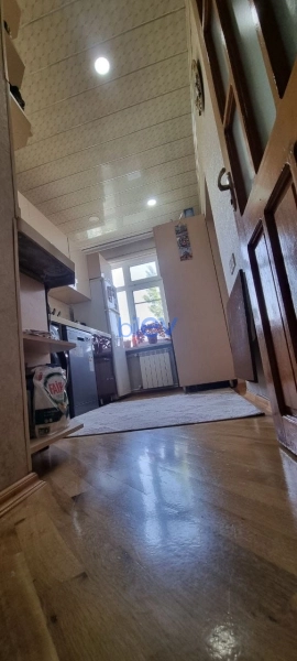 Satış 5 otaqlı Köhnə Tikili bina evi  110m², Bakı